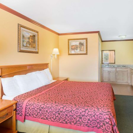 Days Inn By Wyndham キング・シティ エクステリア 写真